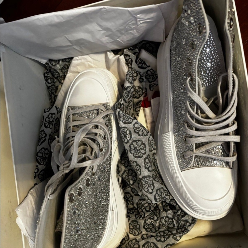 Alexander McQueen boots. Size 11 brand new worn to try on.